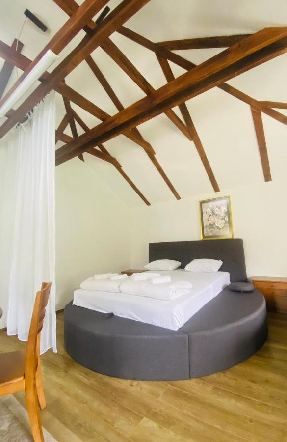 6 New River View Apartments Bihać Buitenkant foto