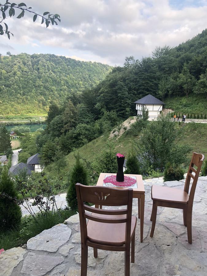 6 New River View Apartments Bihać Buitenkant foto